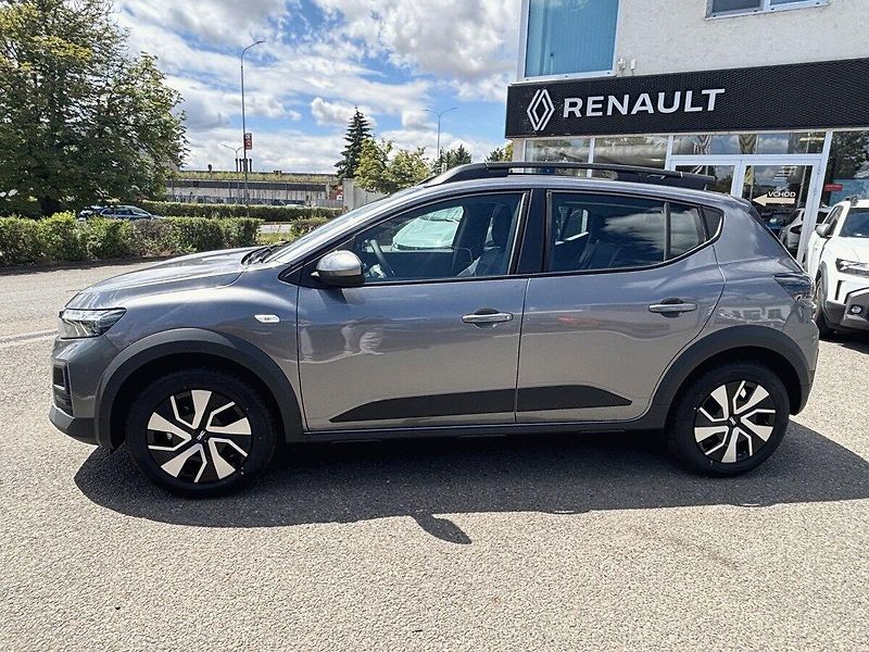 Dacia Sandero (2026) Stepway Expression Eco-G 120 - fotka 2 z 11
