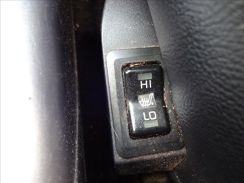 Peugeot 4007 2,2 HDI 115kW 4x4 - fotka 43 z 53
