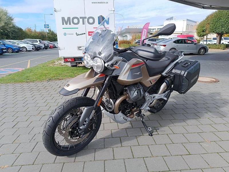 Moto Guzzi V 85 TT (2024) Travel Bronzo Deserto E5+ (sle - fotka 3 z 14