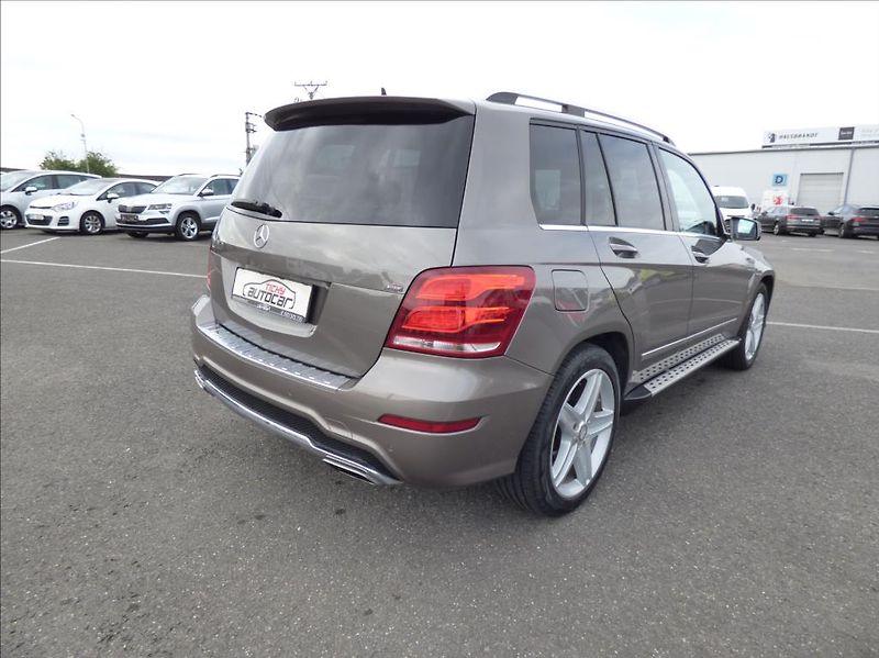 Mercedes-Benz GLK 2,1 220CDI,4Matic,AMG,7G,Bi-Xe - fotka 3 z 77