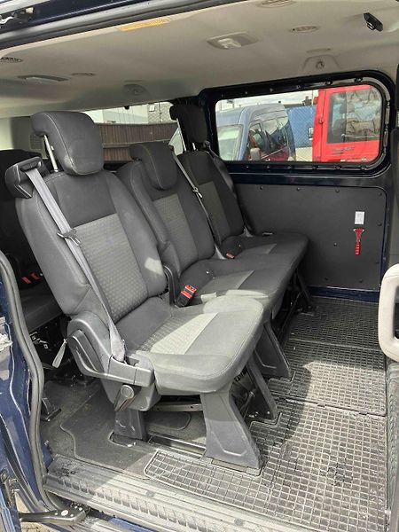 Ford Transit Custom (2018) L2-H1, KLIMA, 9 MÍST - fotka 13 z 15