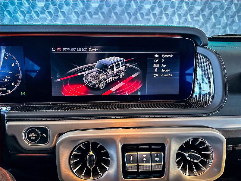 Mercedes-Benz Třídy G (2023) G 63 AMG - fotka 16 z 21