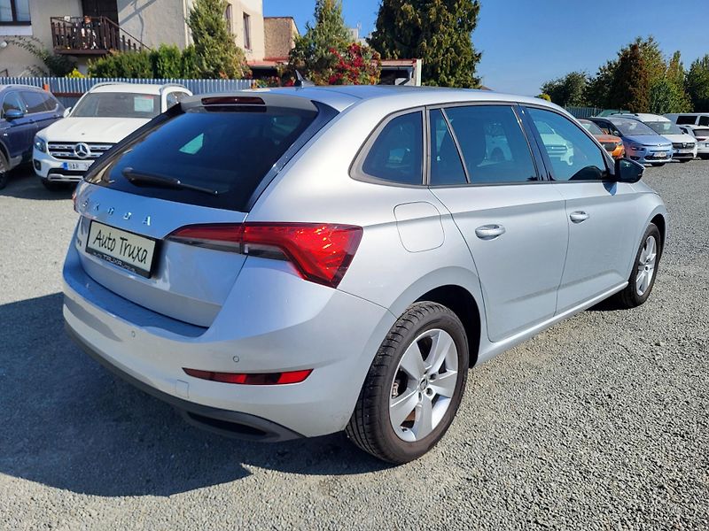 Škoda Scala 1.0 TSI 70kW AMBITION *ČR - fotka 4 z 42