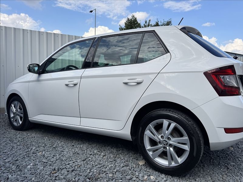 Škoda Fabia 1,0 TSI STYLE DPH 1maj původČR - fotka 18 z 50