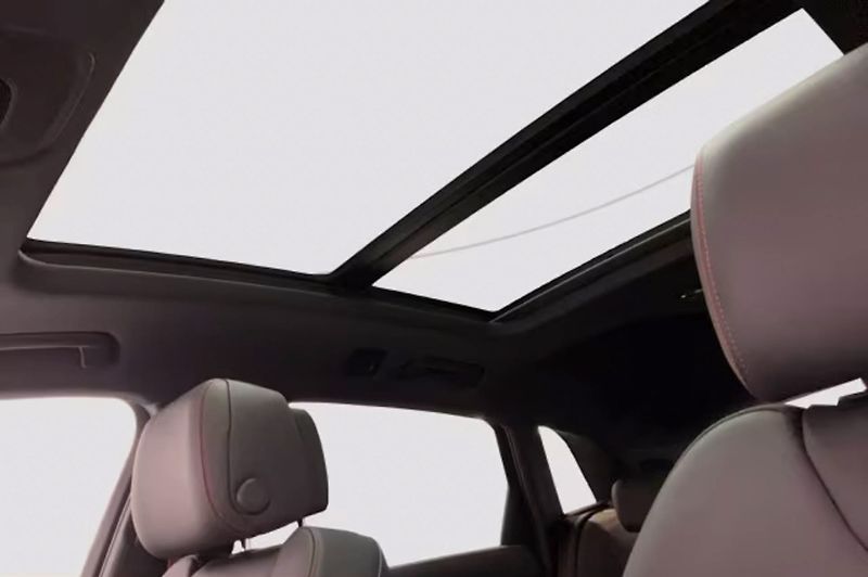 Audi Q8 e-tron 55 q S-Line Pano Matrix HuD - fotka 10 z 19