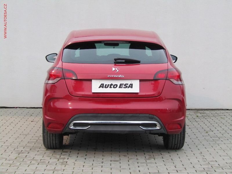 DS Automobiles DS4 (2013) 1.6HDi, ČR, AC, výhřev sed. - fotka 5 z 18