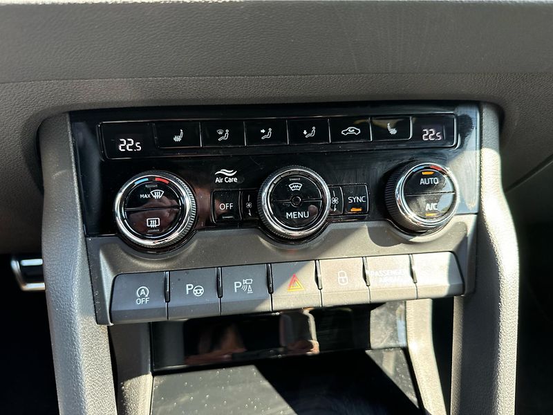 Škoda Karoq Sportline 2,0 TDI 110 kW 7-stu - fotka 14 z 24
