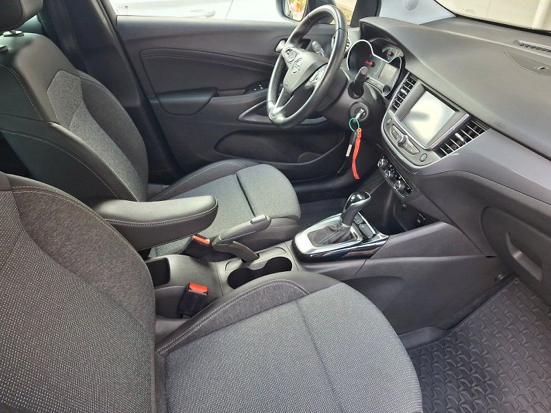 Opel Crossland X (2023) Elegance Automat 1,2Turbo 96kW - fotka 13 z 34