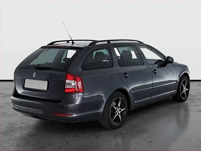 Škoda Octavia (2010) Ambiente 1.4 TSI, Tempomat - fotka 5 z 16