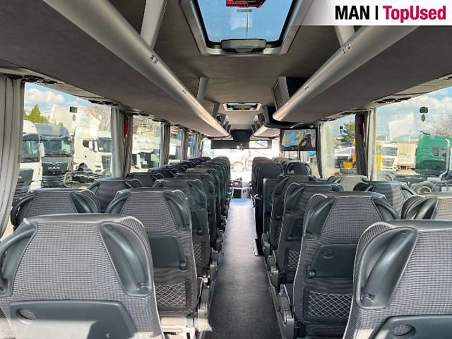 MAN RHC 464 (460) Lions COACH - fotka 23 z 27