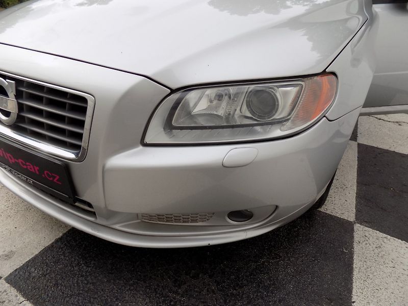Volvo S80 (2008) 2.4d/Bi-xenon/NAVI/Kůže/ - fotka 32 z 33