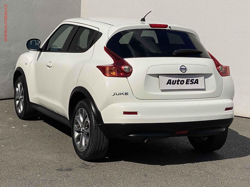 Nissan Juke (2013) 1.6, AT, navi, kamera - fotka 6 z 18