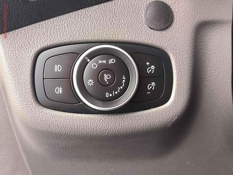 Ford Transit Connect (2021) 1.5TDCi, Trend, 88kW, navi - fotka 19 z 21