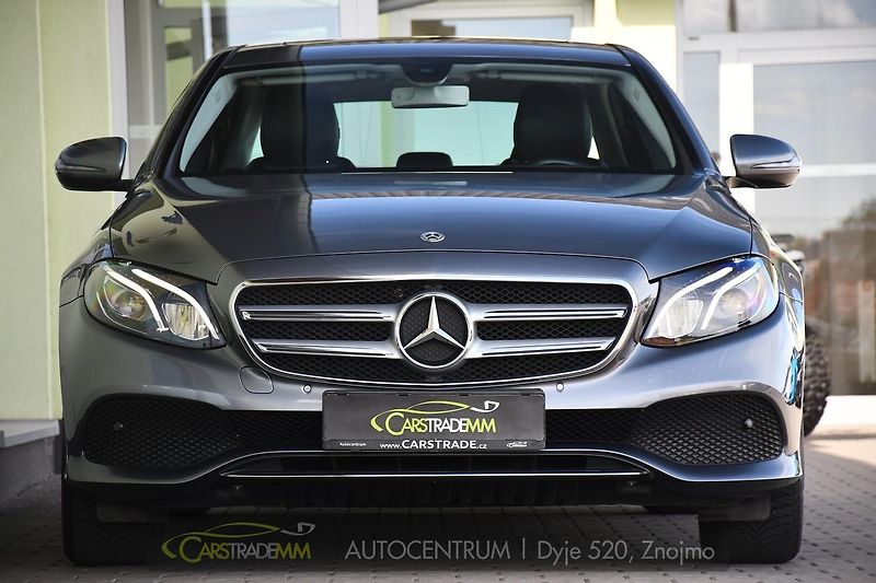 Mercedes-Benz Třídy E 250 - fotka 8 z 53
