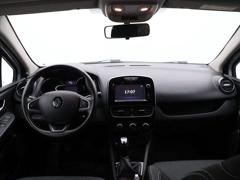 Renault Clio 1,2 16v 55kW Advantage CZ - fotka 20 z 27