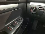 Volkswagen Golf (2010) 1.6 TDI, po STK, Tažné - náhled 15