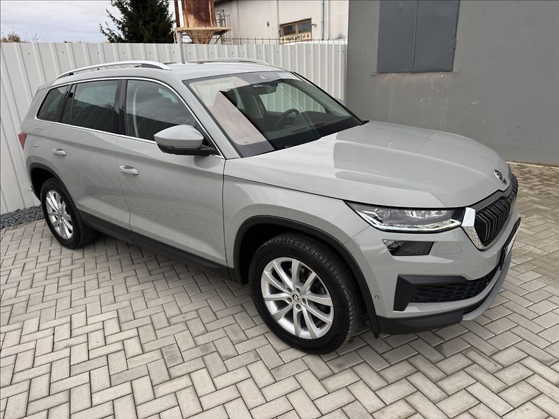 Škoda Kodiaq 1,5 TSI DSG Style Exclusive ČR - fotka 7 z 50