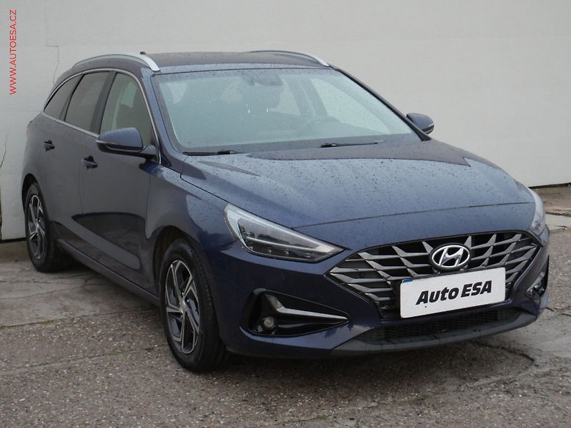 Hyundai i30 (2020) 1.6 CRDi, ČR, AC, LED, kamera - fotografie inzerátu