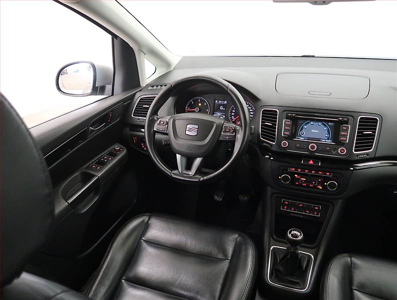 Seat Alhambra (2010) 2.0 TDI, Navi, Tempomat - fotka 7 z 26