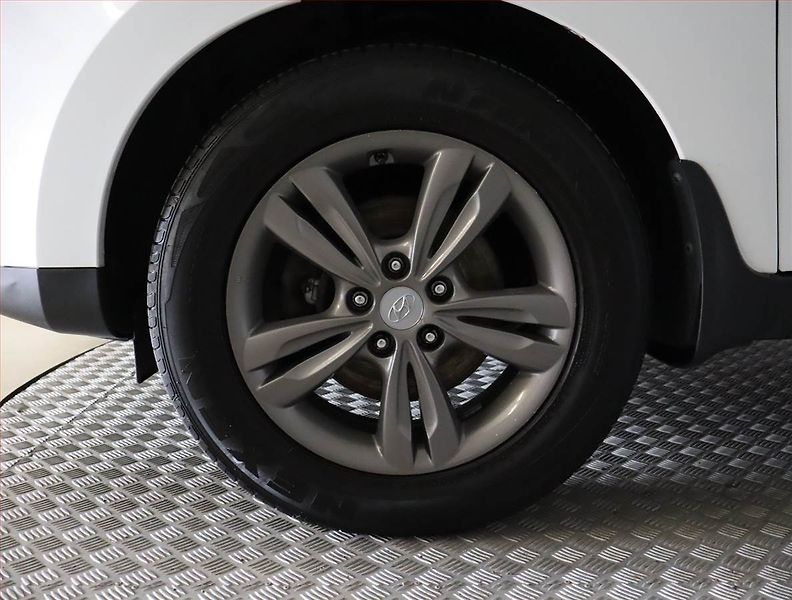 Hyundai ix35 (2015) 1.7 CRDi, Serv.kniha, Tempomat - fotka 14 z 17