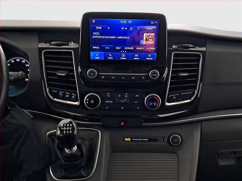 Ford Tourneo Custom (2021) Titanium 2.0 EcoBlue mHEV, ČR - fotka 11 z 21