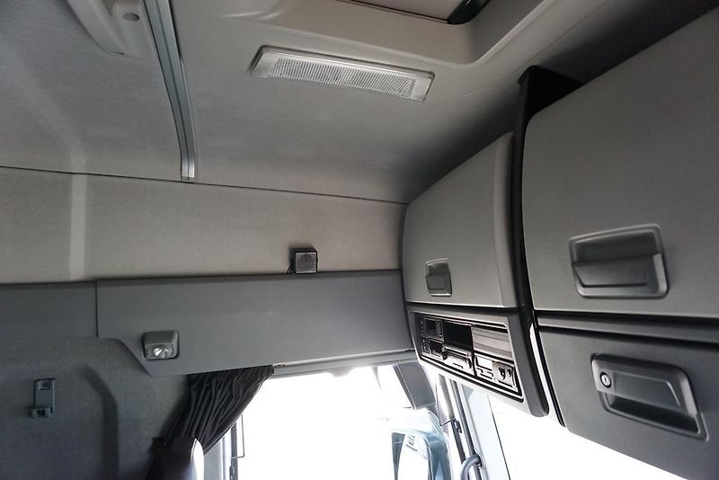 Renault Trucks T (2020) 460 / ACC / EURO  6 / SLEEPER  - fotka 43 z 51