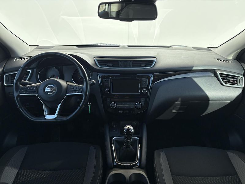 Nissan Qashqai 1.3 DiG-T 103KW Acenta Winter - fotka 5 z 23