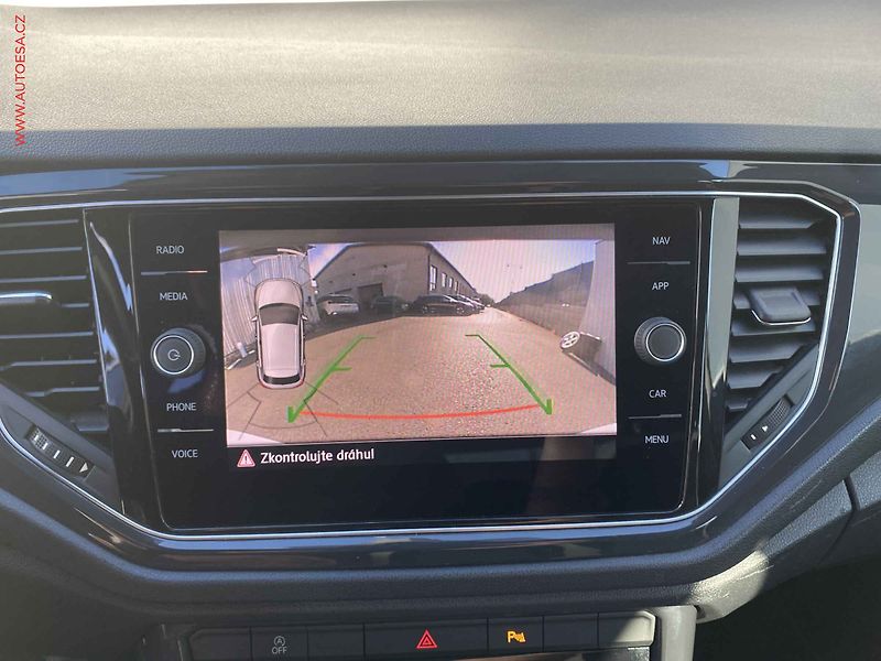 Volkswagen T-Roc (2018) 2.0 TSi 4x4, Highline, DSG - fotka 20 z 22