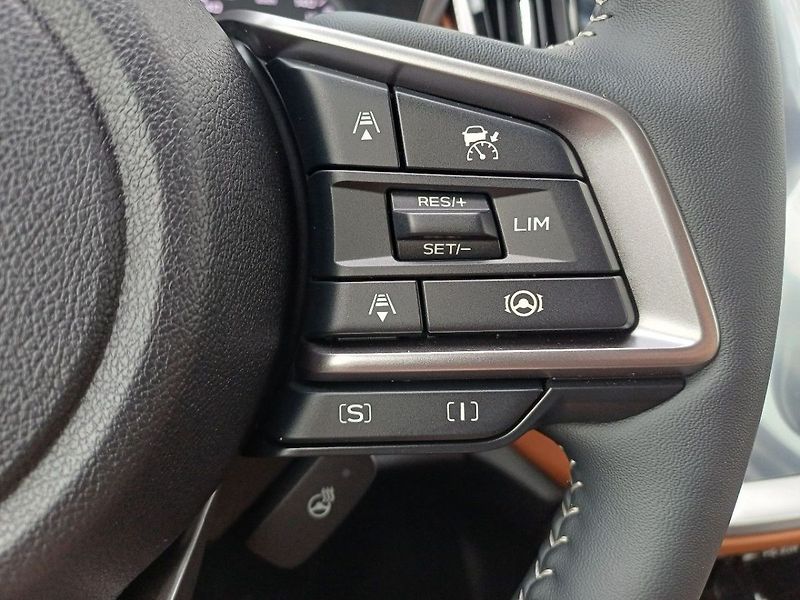 Subaru Outback Touring ES Lineartronic 2,5i 1 - fotka 17 z 28