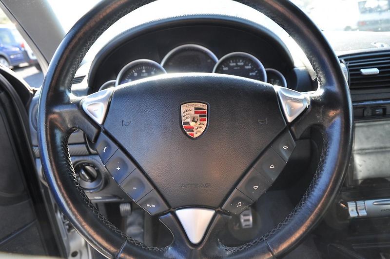 Porsche Cayenne 4.5i V8 250kW - fotka 11 z 11