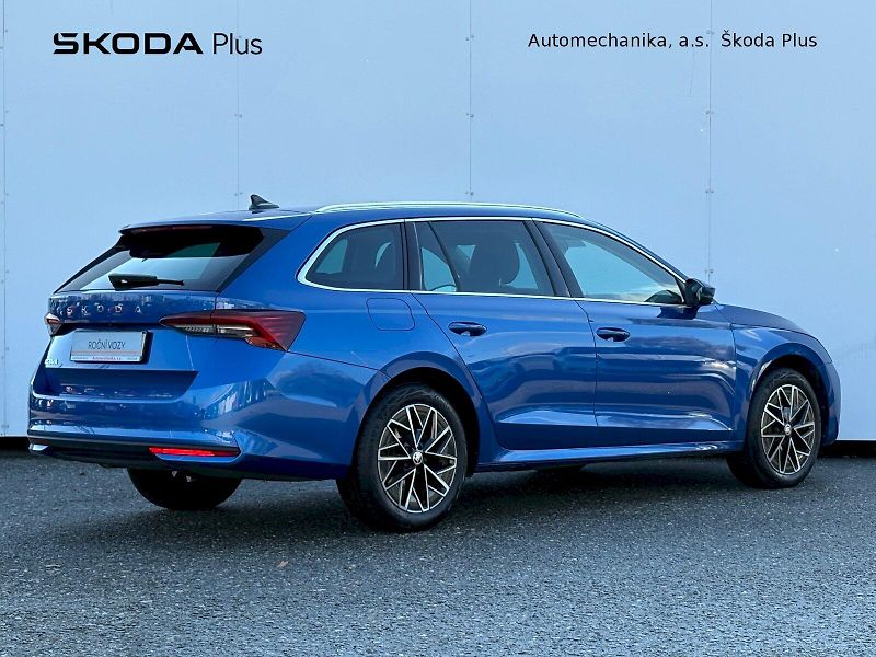 Škoda Octavia (2024) Combi 1.5 TSI / 110 kW / TOP S - fotka 2 z 26
