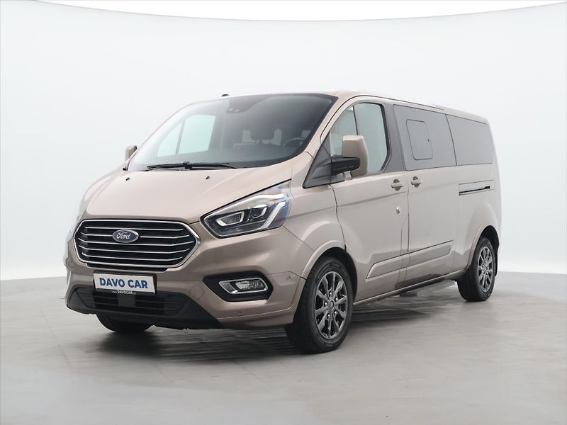 Ford Tourneo Custom 2,0 TDCi 136kW Titanium L2 Aut - fotka 3 z 31