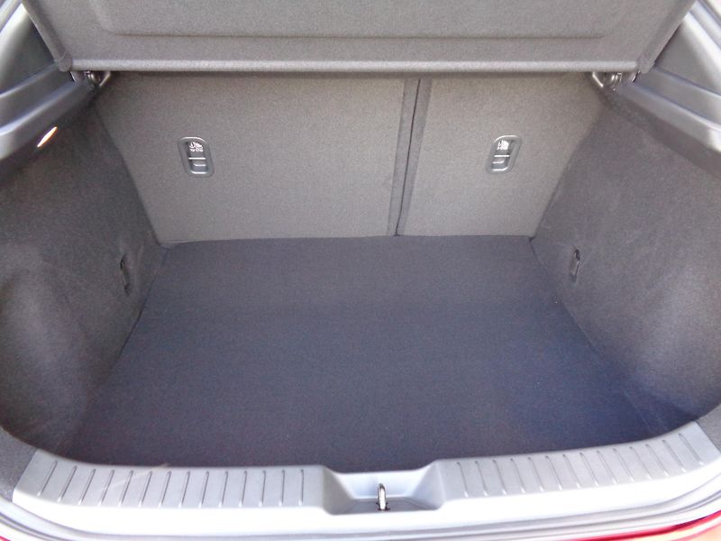 Mazda CX-30 (2026) 2,5 140 PS, Center-line, AKCE! - fotka 20 z 23