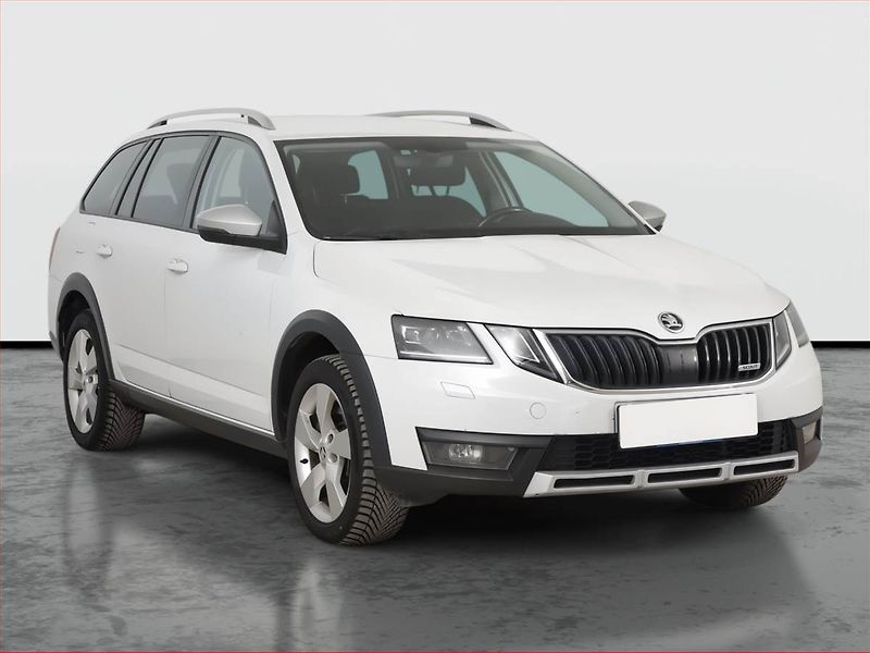 Škoda Octavia (2019) Scout 2.0 TDI, 4X4, Automat - fotografie inzerátu
