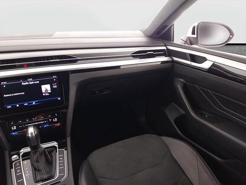 Volkswagen Arteon (2020) R-line 2.0 TDI - fotka 8 z 24