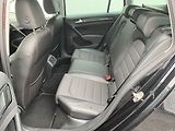 Volkswagen Golf (2015) 1.4 TSi, Highline, bixen - náhled 10