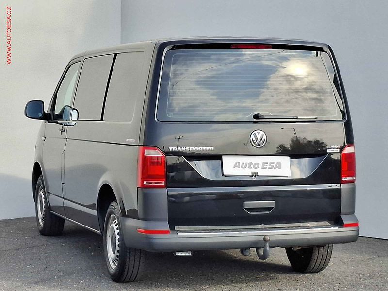 Volkswagen Transporter (2016) 2.0TDi T6, 110kW, TZ - fotka 6 z 17