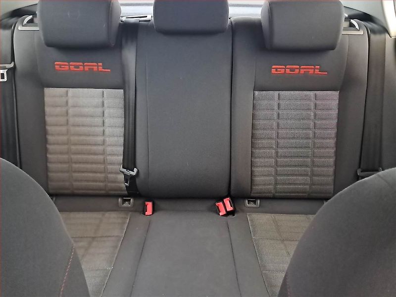 Volkswagen Golf (2006) 1.4 16V, jezdí výborně - fotka 10 z 14