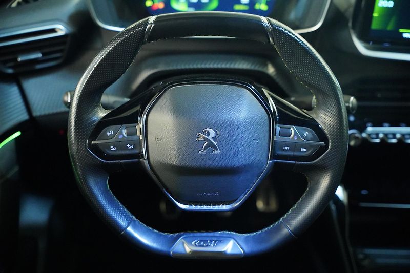 Peugeot 208 - fotka 18 z 29