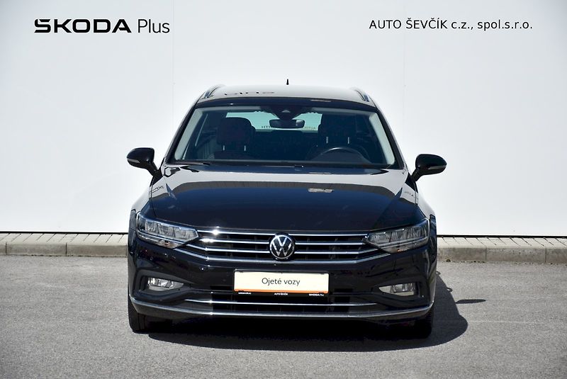 Volkswagen Passat (2021) COMBI ELEGANCE 1.5 TSI 110 kW - fotka 4 z 32