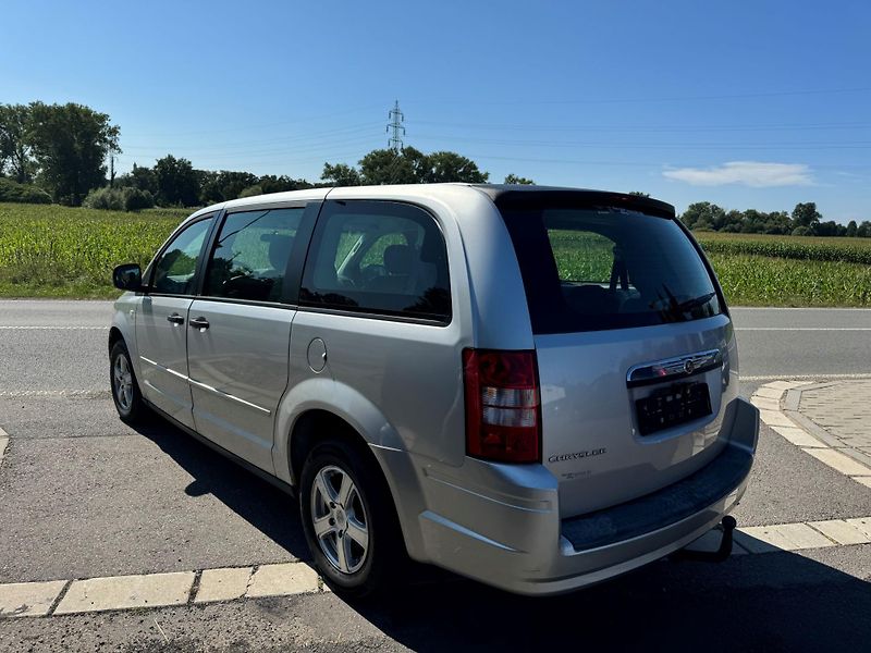 Chrysler Grand Voyager (2009)  RT 3.8 V6 EU 2009 - fotka 3 z 16