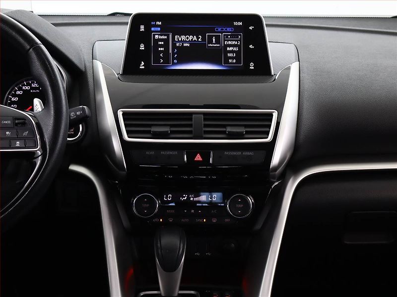 Mitsubishi Eclipse Cross (2019) 1.5 T-MIVEC, 4X4, Automat, ČR - fotka 10 z 20