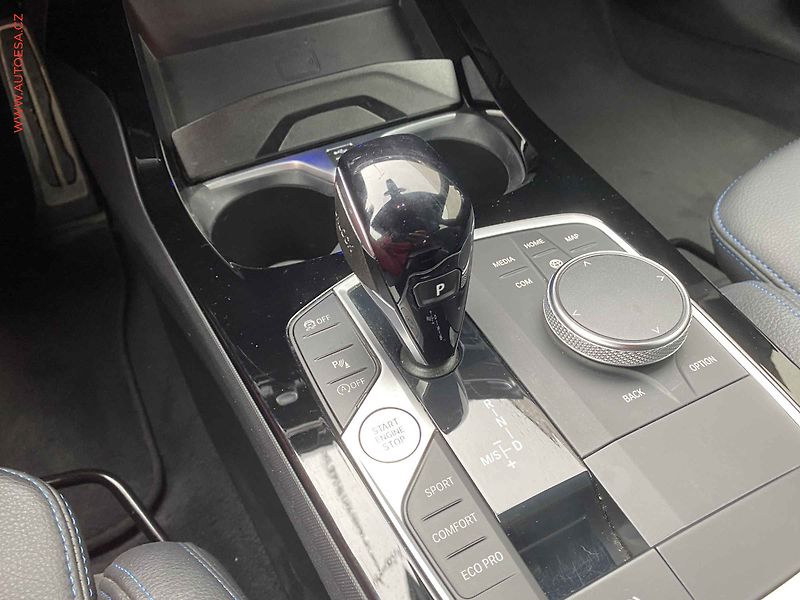 BMW Řada 2 (2022) 2.0 T 220i, ČR, AT. LED, navi - fotka 15 z 21