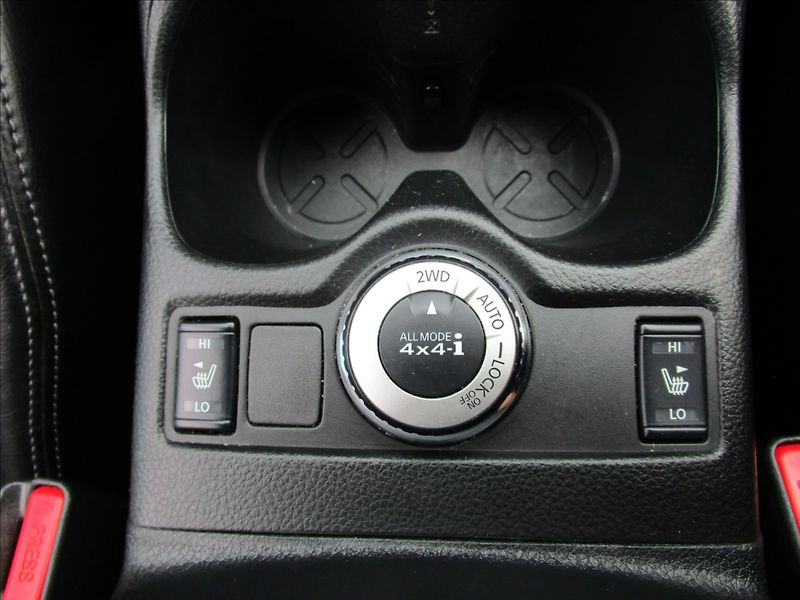 Nissan X-Trail 1.6dCi 96kW 4x4 Tekna, 1.maj. - fotka 31 z 78