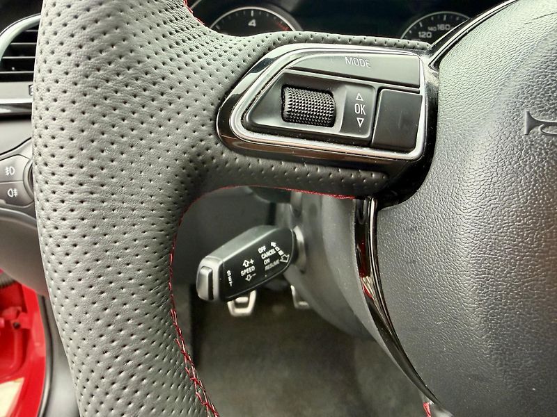 Audi A4 (2014) 2.0 TDI 110kW FACELIFT!!! - fotka 13 z 19
