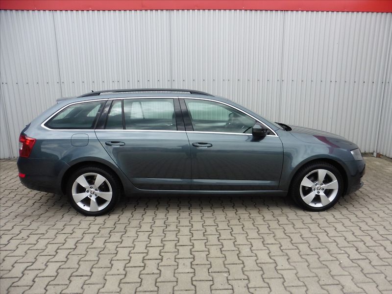 Škoda Octavia 1,6 TDi III Combi Style - fotka 5 z 18