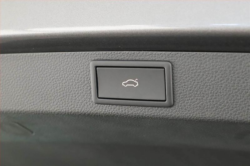 Škoda Karoq (2024) Style 2.0 TDI - fotka 15 z 15