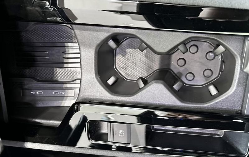 Škoda Superb Sportline 2.0 TSI 4x4 Tažné - fotka 14 z 17