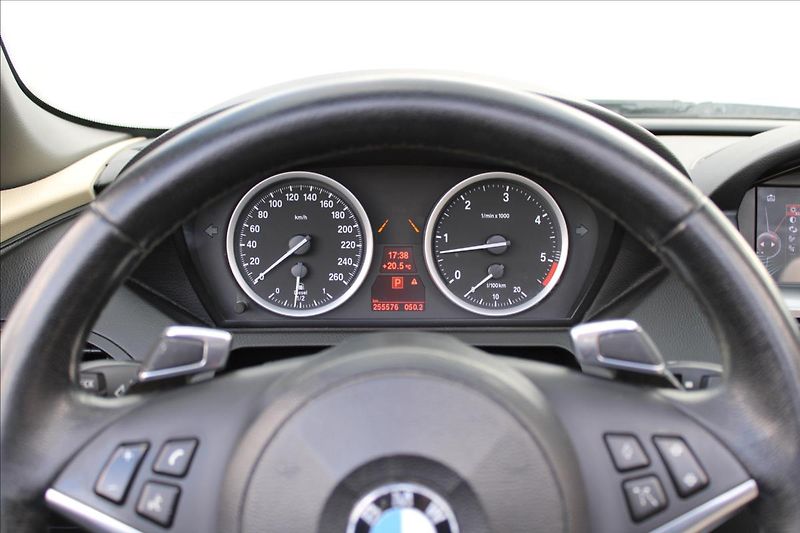 BMW Řada 6 635d / 210 kW / Cabrio - fotka 19 z 45