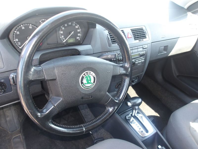 Škoda Fabia 1,4i AUTOMAT !!! KLIMA,PARKSEN - fotka 17 z 26